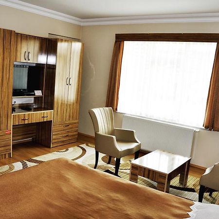 Hotel Bayburt Konaklama Buitenkant foto