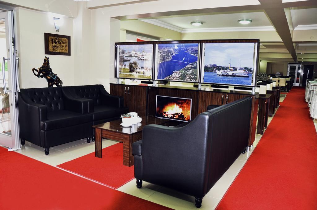 Hotel Bayburt Konaklama Buitenkant foto